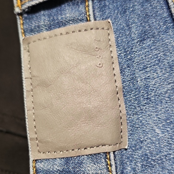 6397 Dark Used Blue High Rise Jeans‎ Button Fly Size 26 - Picture 6 of 9